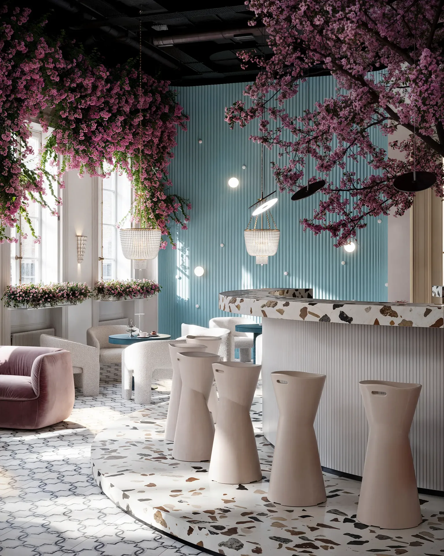 Fila de taburetes de bar modernos que ofrecen asientos individuales en un elegante mostrador del Sakura Serenity Cafe.