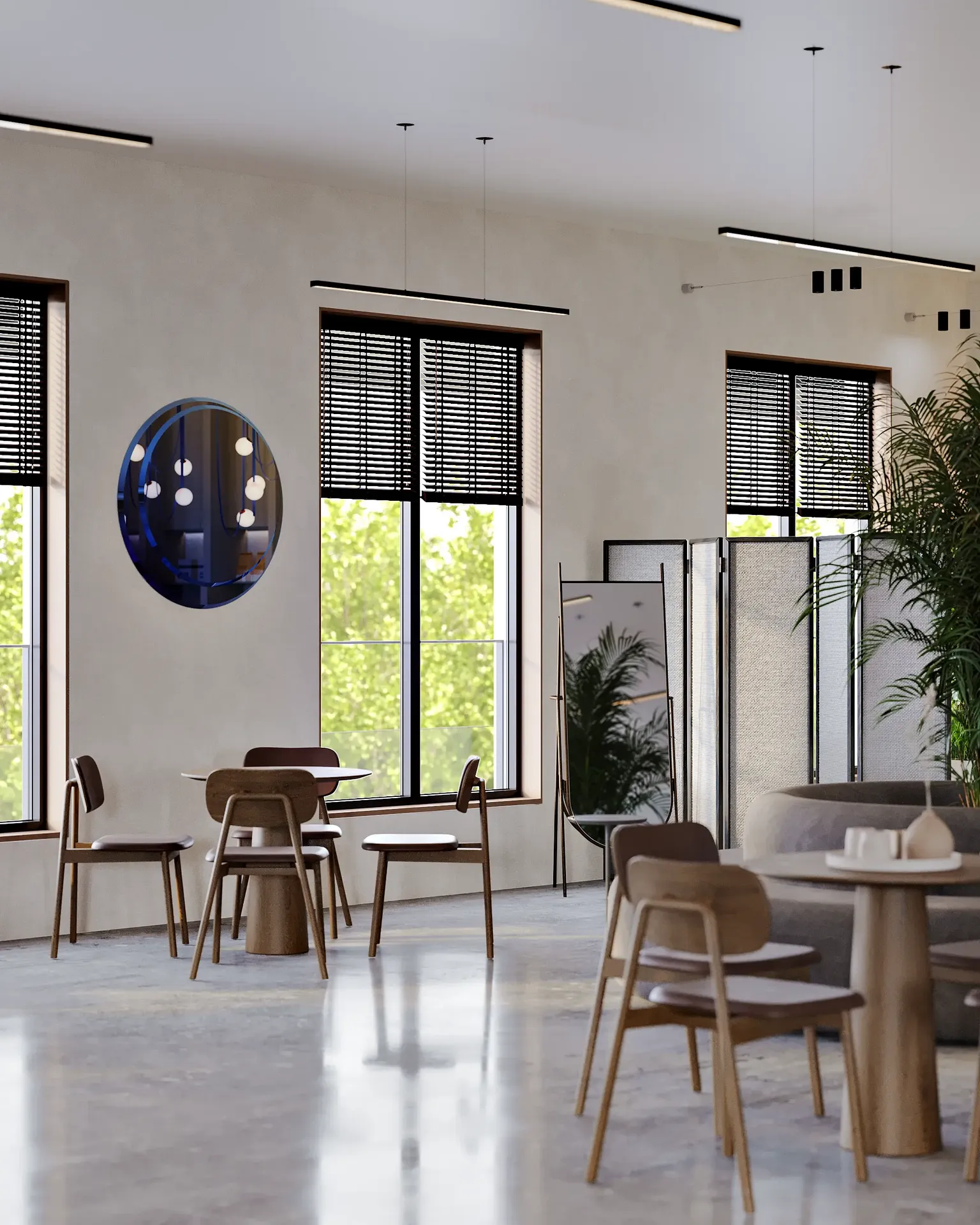 Lugar íntimo para cenar junto a una ventana, con una mesa puesta para un grupo pequeño.